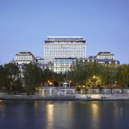 <p>Maison CODAGE <br/>SO/Paris*****</p>